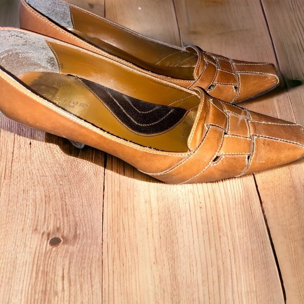 Gorgeous Kenneth Cole Reaction Tan Leather Weave Heels Staple Pump Sz 8…